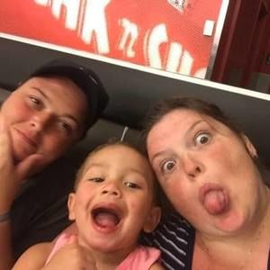 Meet your Posher, Dannielle